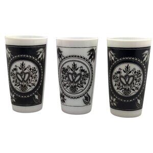 RARE Vtg Hazel Atlas Milk Glass TumblersDutch Folk Art ‎ Love Birds Set Embossed